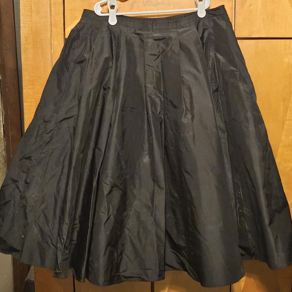 Elegant Black Women's Skirt